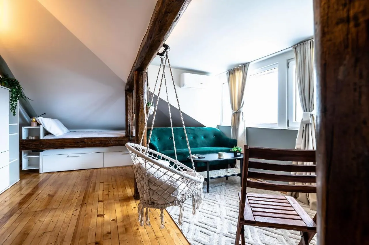Sky-View Studio With Cozy Boho Vibes By Flat Mаnager Sofia Apartment