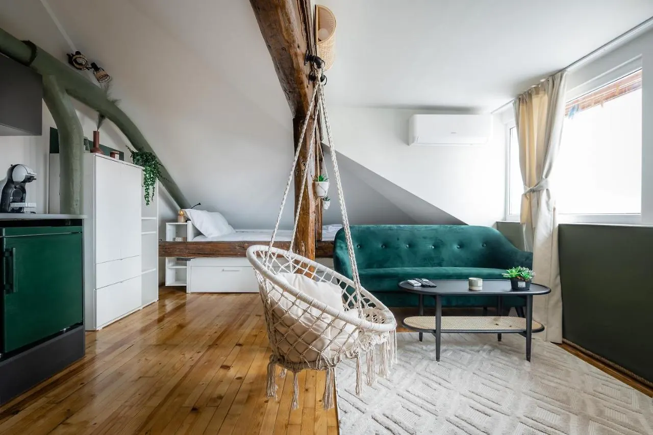 Sky-View Studio With Cozy Boho Vibes By Flat Mаnager location