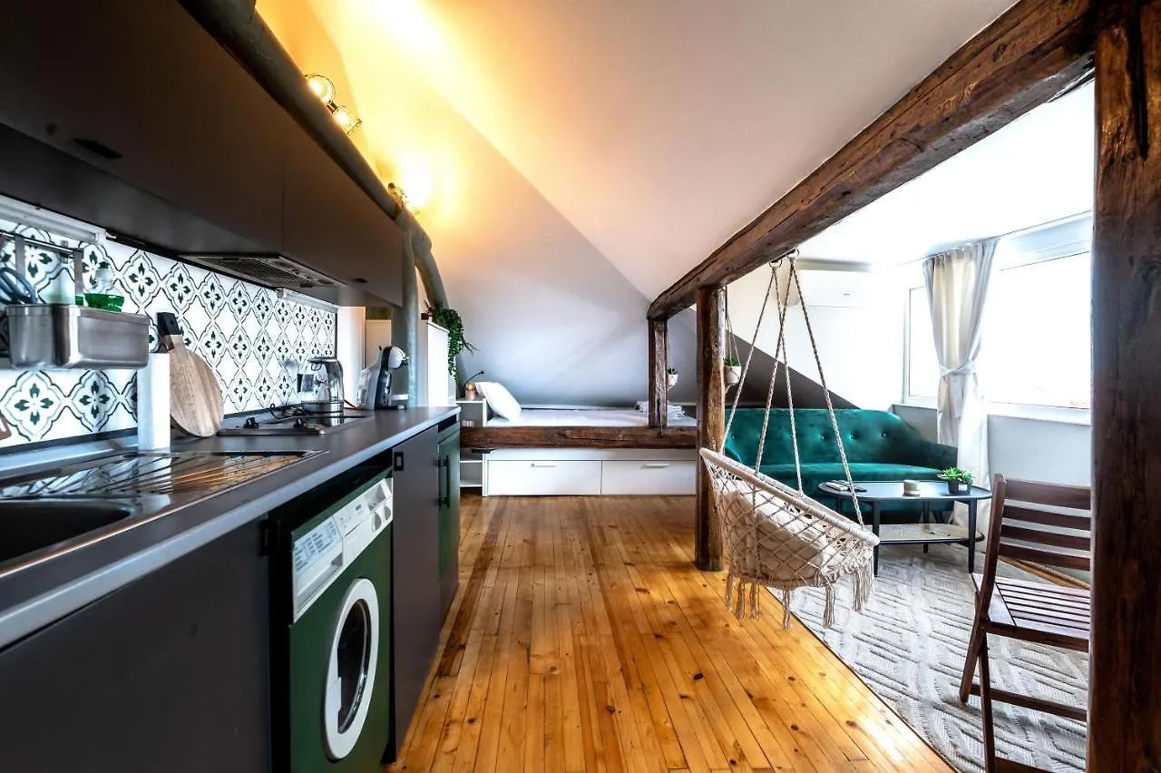 Apartment Sky-View Studio With Cozy Boho Vibes By Flat Mаnager Sofia