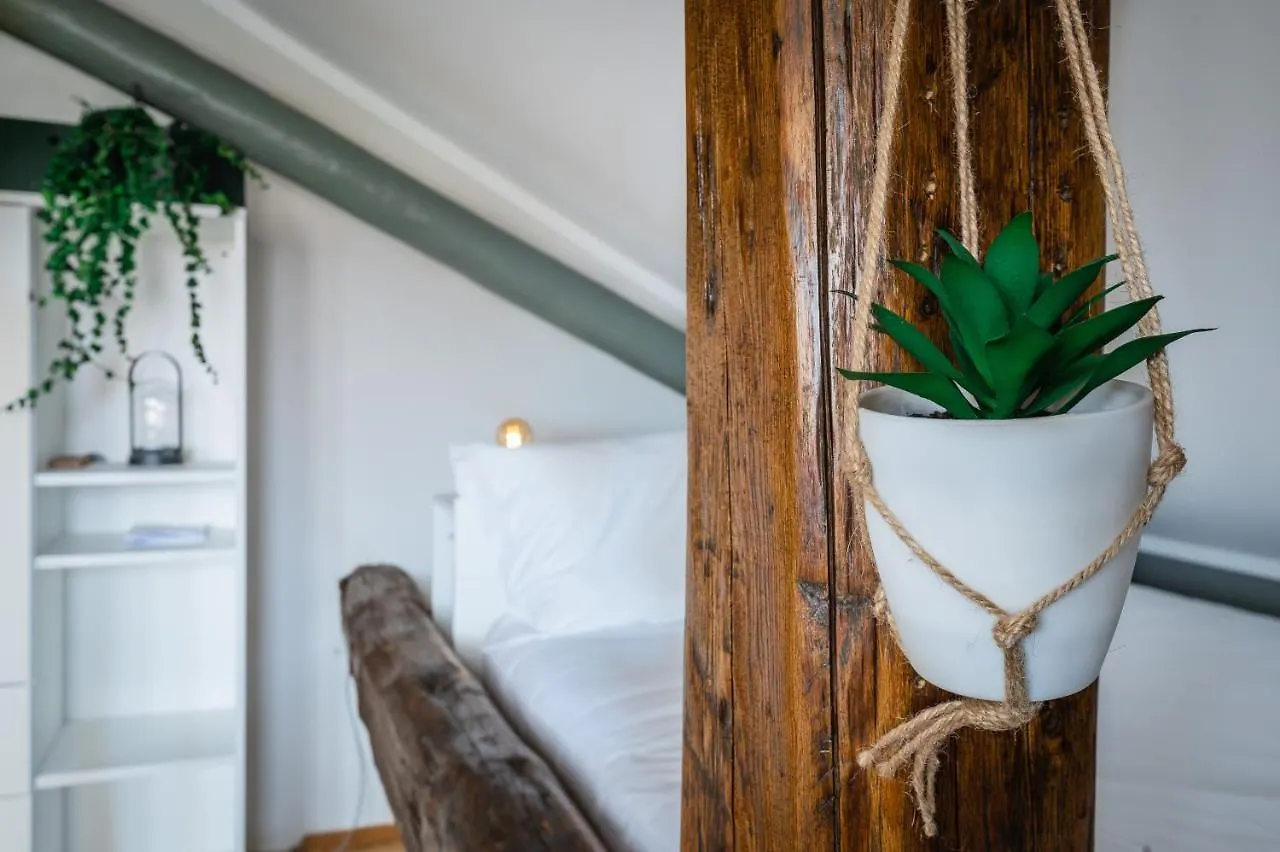 Sky-View Studio With Cozy Boho Vibes By Flat Mаnager Sofia 0*,  Bulgarien